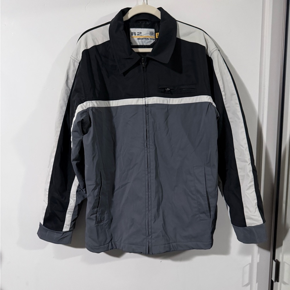 R2 Men's Black and Gray Windbreaker